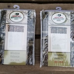 Mossy oak curtain valances